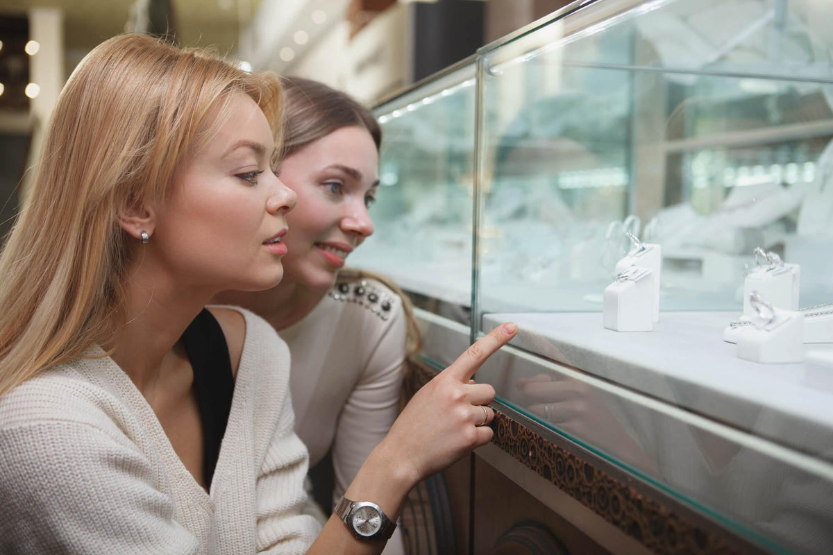 How to Choose a Diamond Engagement Ring Setting - Michael Gabriels