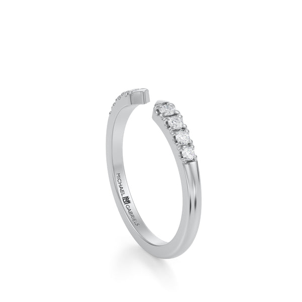 Graduated Open Wedding Band