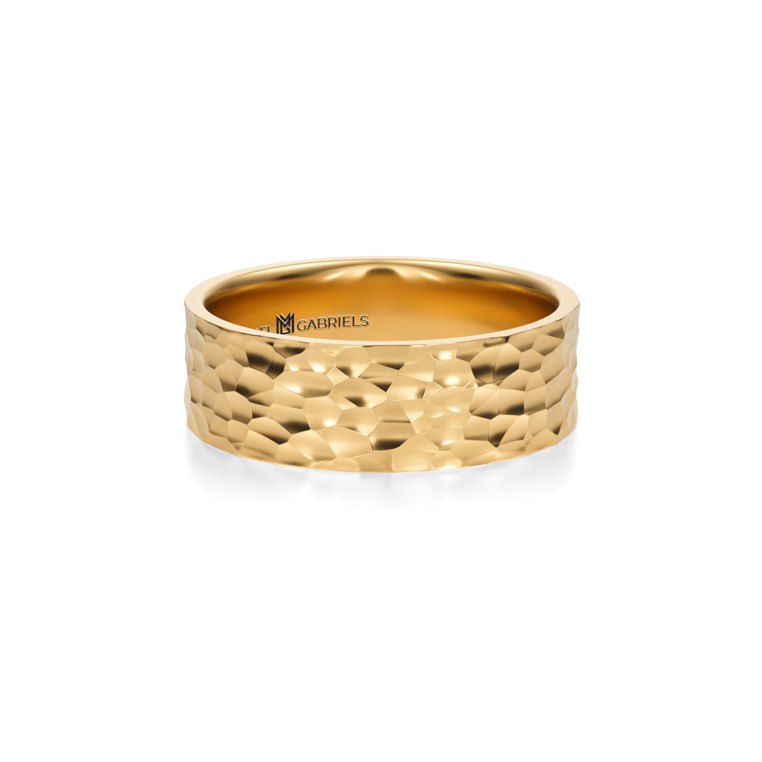 Hammered gold wedding band for men, 6mm.